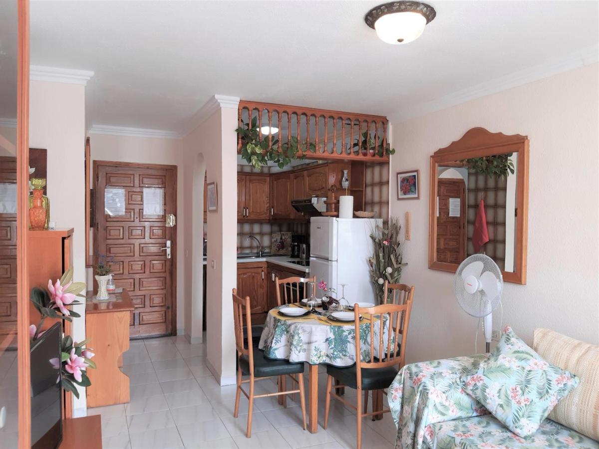 Summerland Lc Holiday Home Лос Кристианос Екстериор снимка