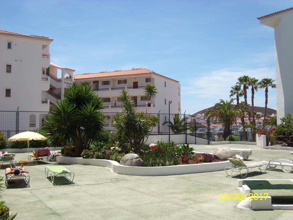 Summerland Lc Holiday Home Лос Кристианос Екстериор снимка